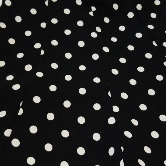 Stylish Polka Dot Skirt - Picture 2 of 8